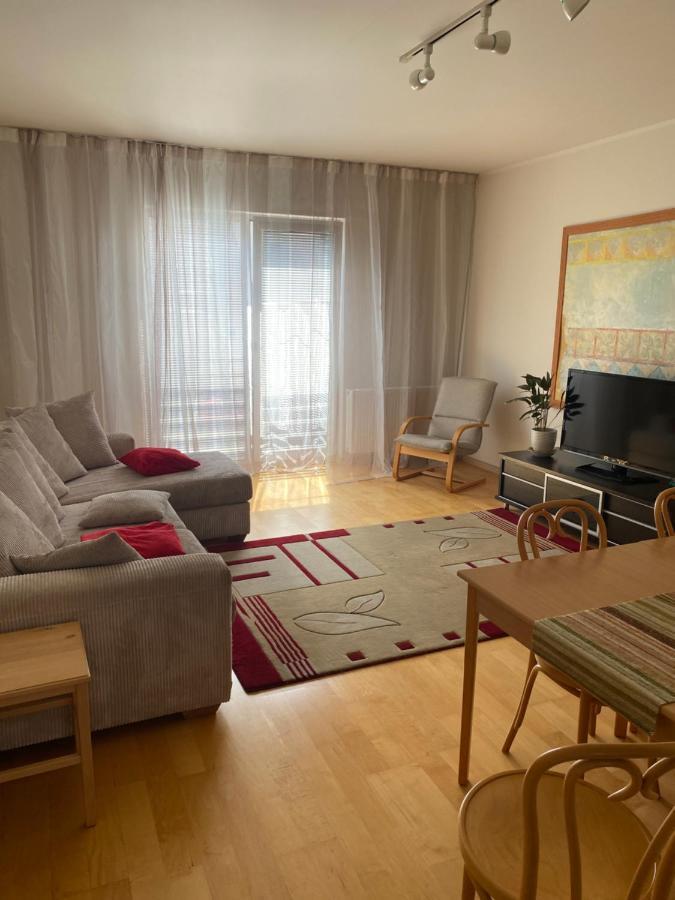 Kuressaare Tallinn Street Apartments Kültér fotó