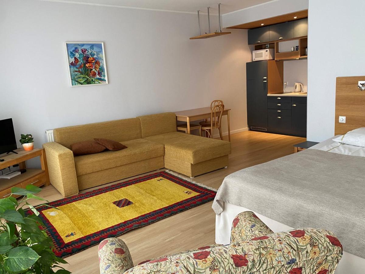 Kuressaare Tallinn Street Apartments Kültér fotó
